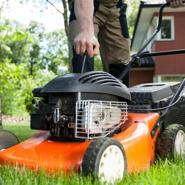 4 benefits of using zero turn lawn mowers