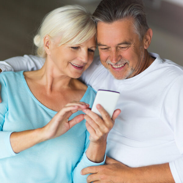 Choose A Good Cellphone To Enjoy The Benefits Of Aarp Plans