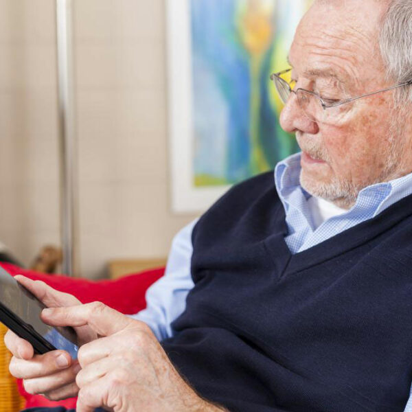 Affordable cell phone plans for seniors in the country