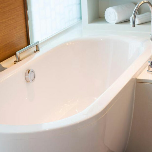 All you should know about walk-in tubs to make the right choice