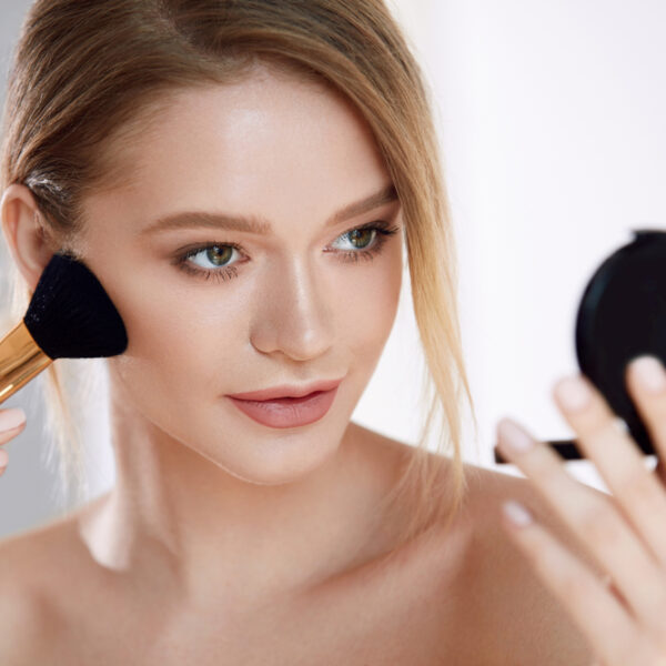 How To Select The Best Anti-Aging Foundation