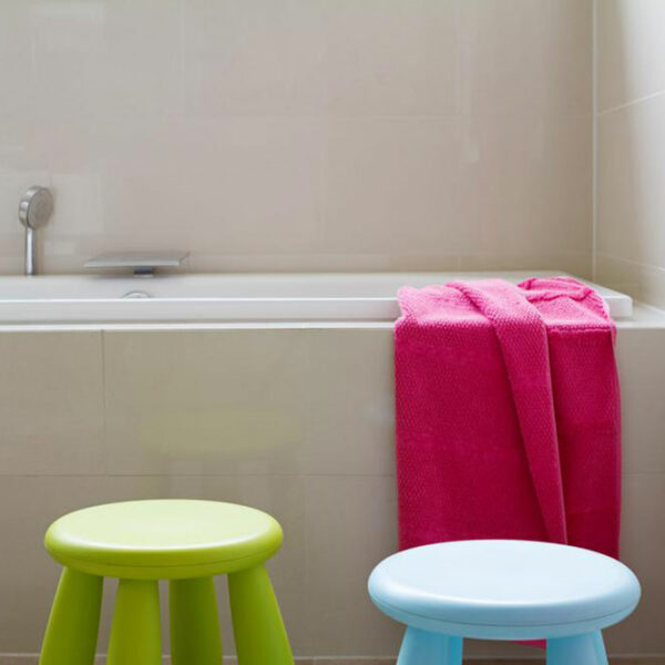 How to use colors in children&#8217;s bathroom