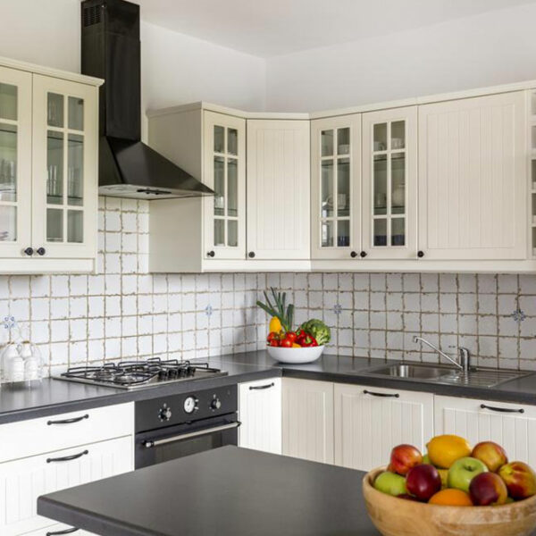 Here&#8217;s why kitchen backsplash panels are a must