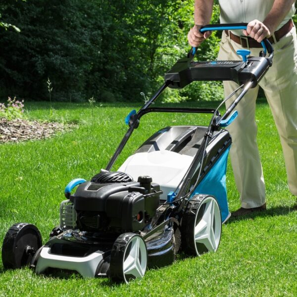 Make the Most of Lawnmower Sales