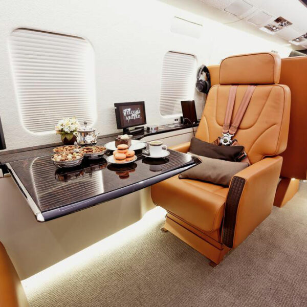 Ways to get the best business class flight offers