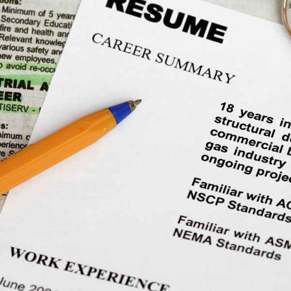 Things to consider before choosing a resume writing service