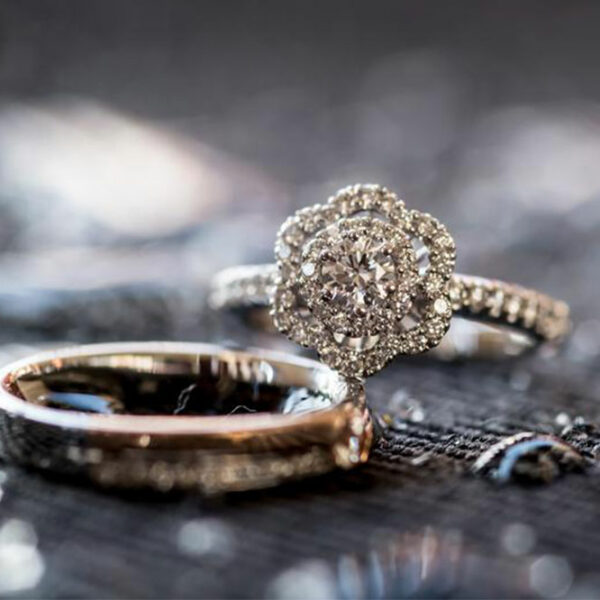 Tips to get custom engagement rings