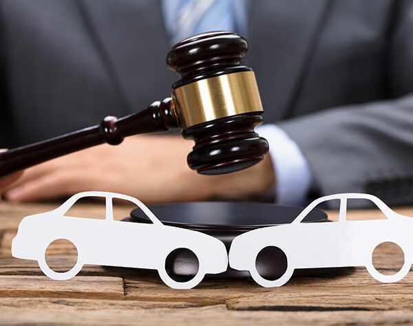 3 Reasons to Hire an Auto Accident Lawyer