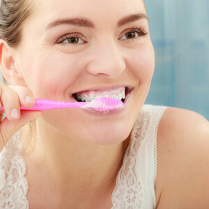 3 popular whitening toothpastes to try