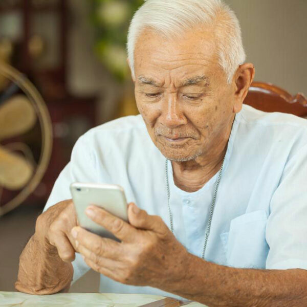 These are must-have AARP cellphones for seniors