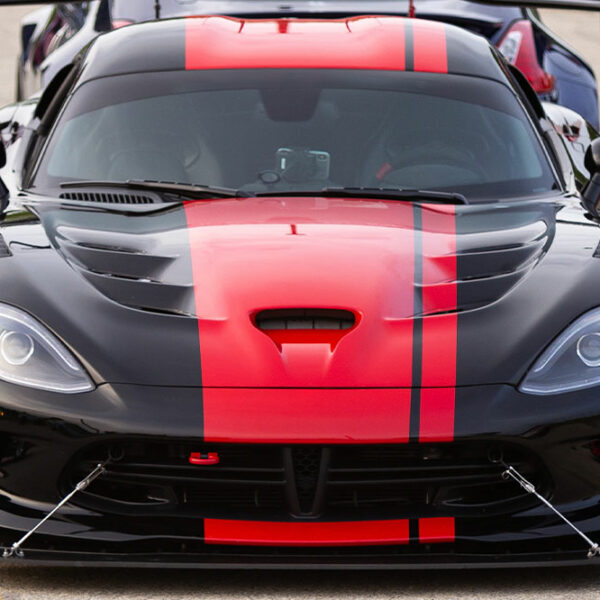 5 Reasons Why the Dodge Viper is an Iconic Sports Car