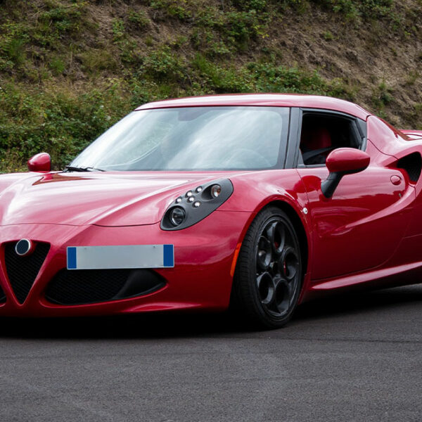 Key Reasons Why We Adore the Alfa Romeo 4C