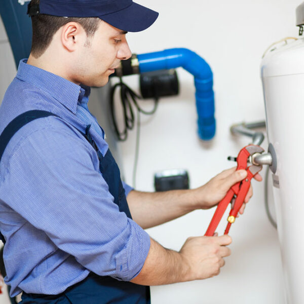 6 Tips to Find the Right 24-Hour Water Heater Repair Service